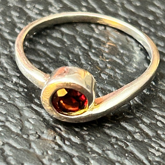 Silpada Silver and Red Eye-Shaped Ring - Picture 3 of 5